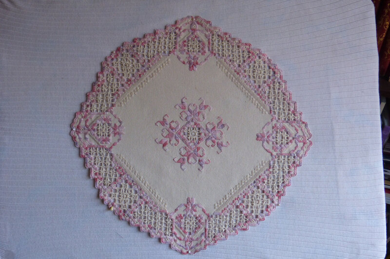 BRODERIE (1)