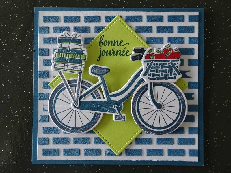 28a Carte Vélo Pate à embosser brique Denim dandy fond blanc