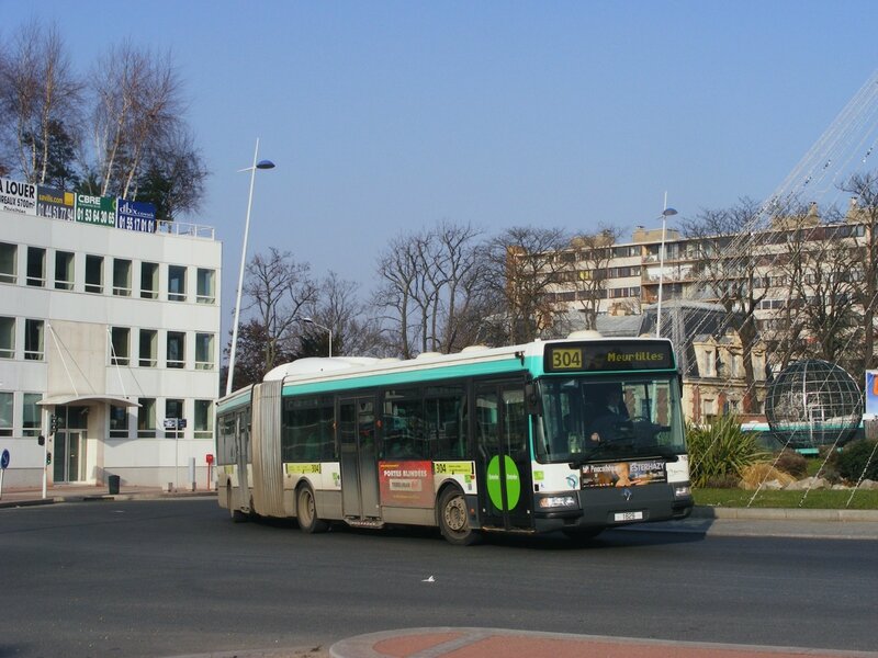 300111_304nanterre-boule2