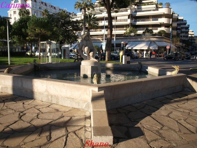 le 21 décembre 2014 fontaine sur l'esplanade du festival à Cannes