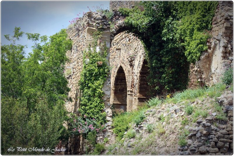 Ruines de l'ancienne église