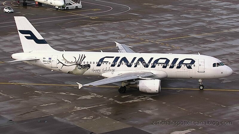 Airbus A320-214 Happy holidays (OH-LXD) Finnair 2