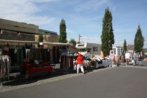 fêtes des trois quartiers Avranches 2012 foire à tout