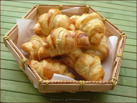 Croissants à la merguez (10)