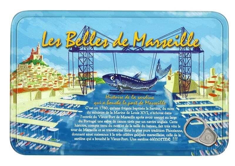 la-sardine-qui-a-bouche-le-port-de-marseille-le-sartine-5