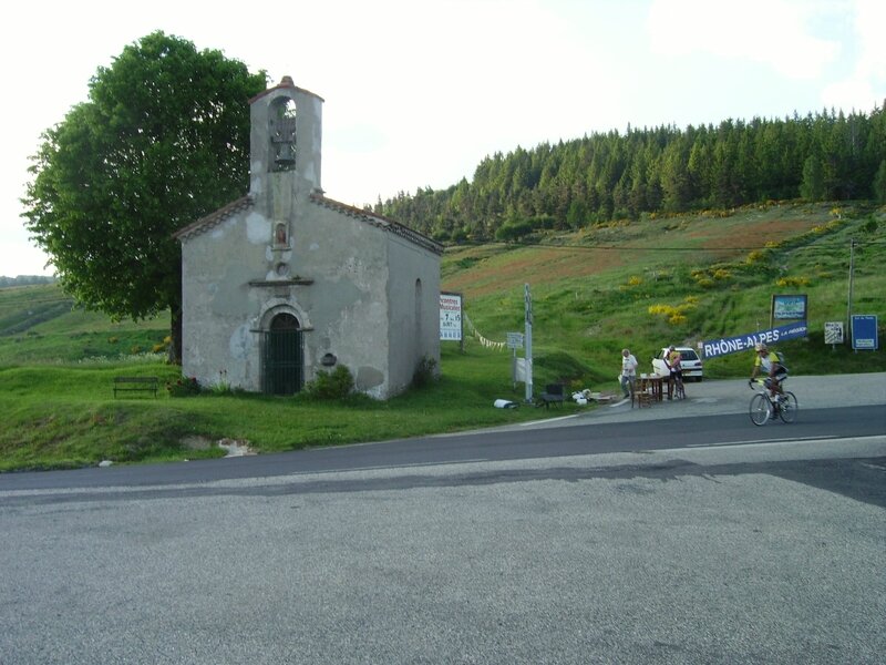 Chapelle au col du Bez