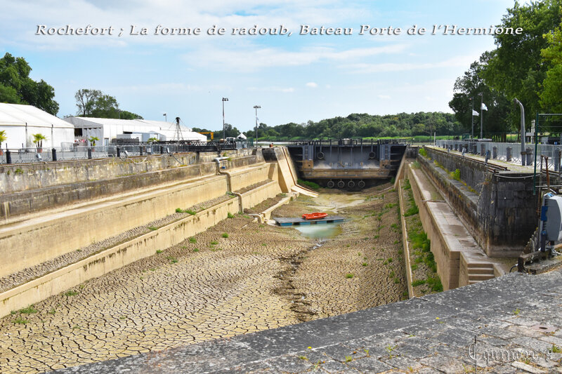 Rochefort ; La forme de radoub, Bateau Porte de l’Hermione (9)