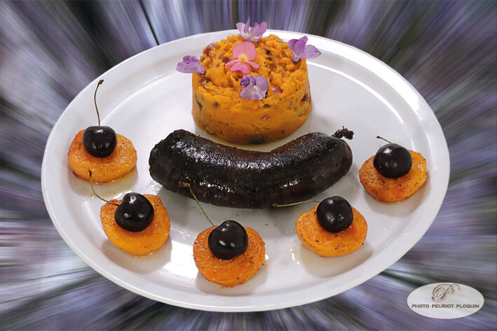 BOUDIN_a_l_oignon_et_aux_cerises_de_Jose_Mach_puree_de_patates_douces_