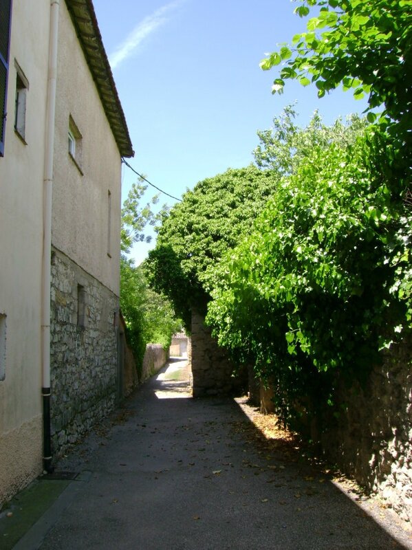 La traverse de l'Enclos