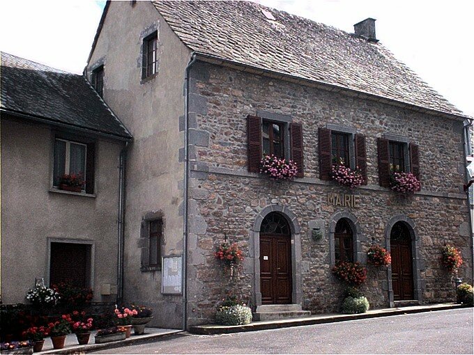 mairie de Saint-Sauves