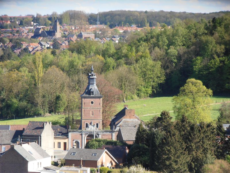 78  - Terril du 6 - Hornu-Wasmes - panorama Abbaye de la Court