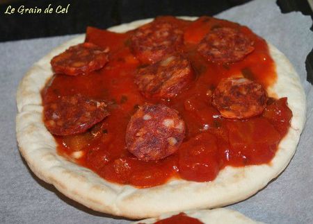 PizzaTomateChorizo2