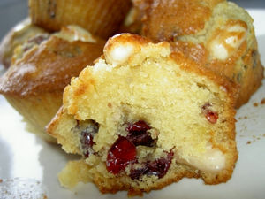 Muffins_au_lait_de_coco__arachides_et_cranberries_Je_mange_donc_je_suis