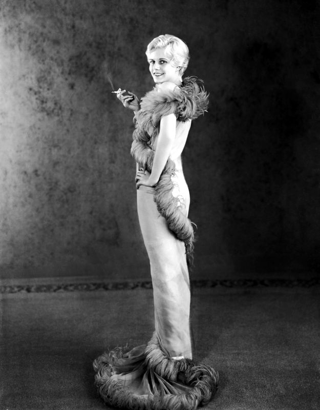 jean-1930-portrait_entier-01-1