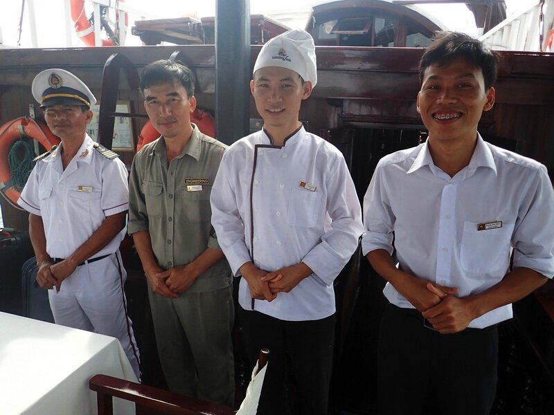 Halong1
