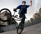 mika_new_vid_C3_A9o_Bmx_News_024302_g