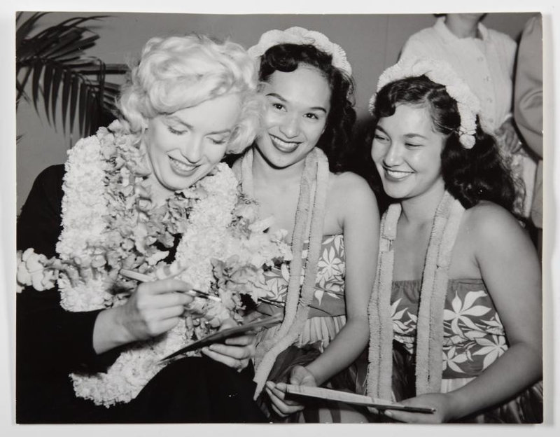 1954-01-30-Hawaii-Honolulu-040-1