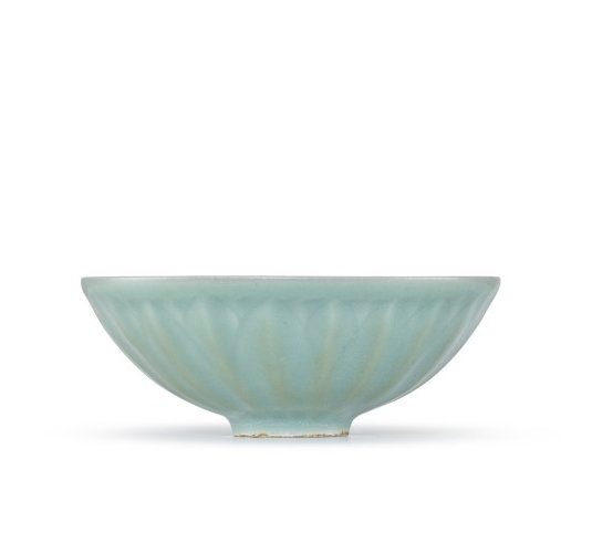 A Longquan celadon bowl Song dynasty