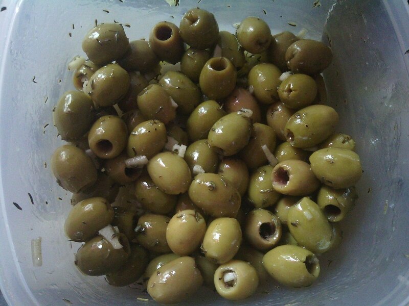 Olives ail et thym (1)