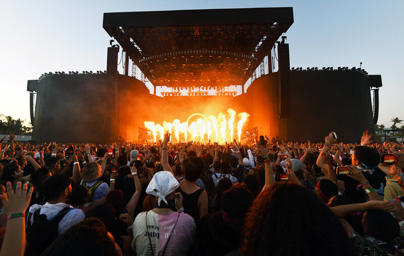 Coachella-2019-credit-kevin-mazur@2000x1270