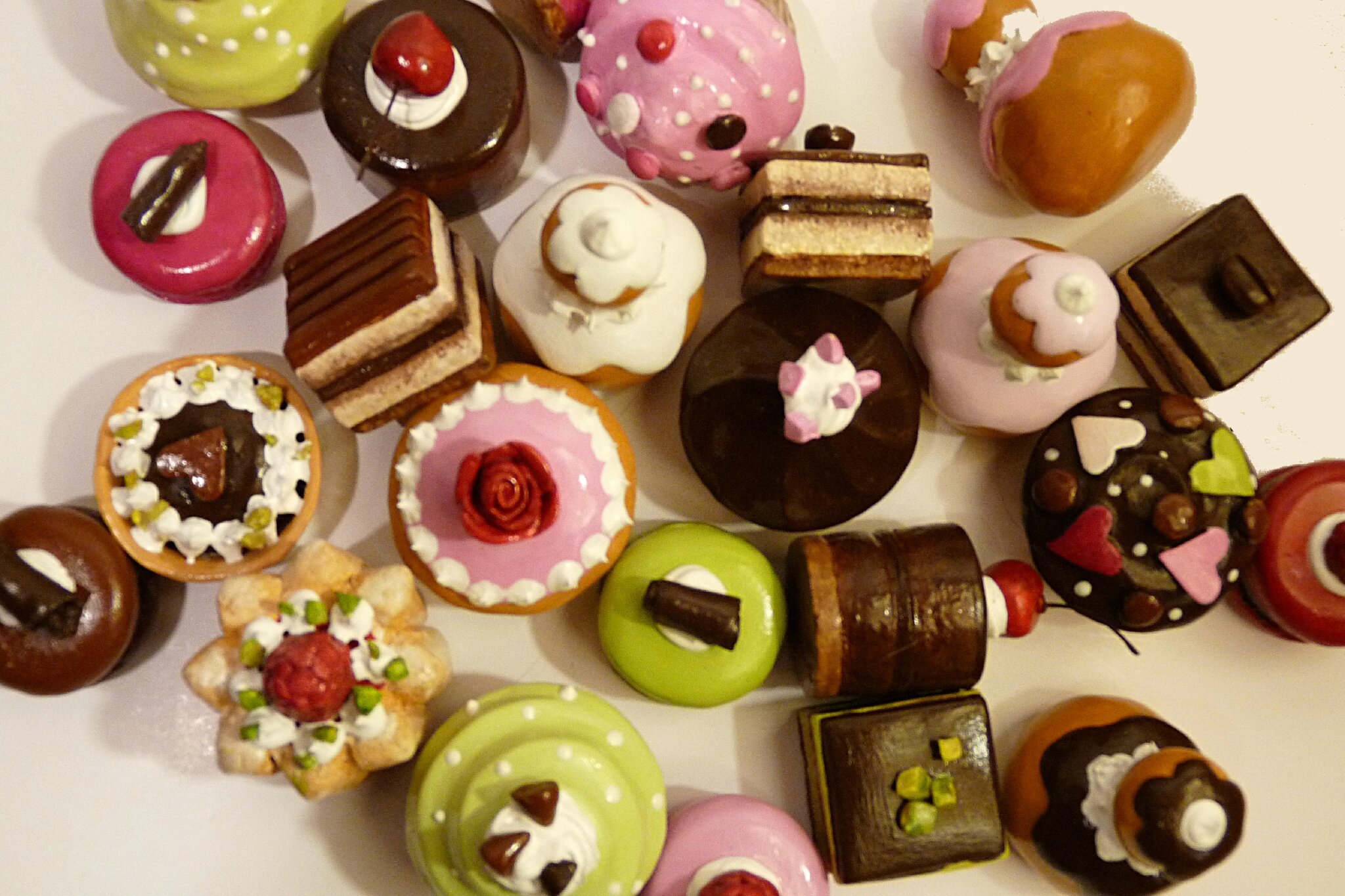 concentré de gourmandise, mini gâteaux en boite