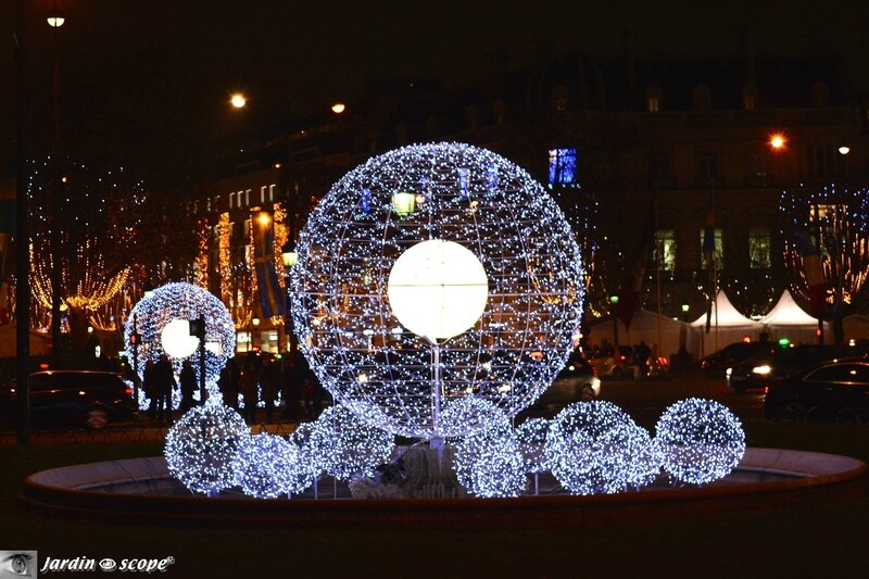 Marchés de Noël à Paris sur les Champs Élysées
