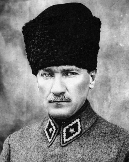 Mustafa Kemal Pasa dit Ataturk