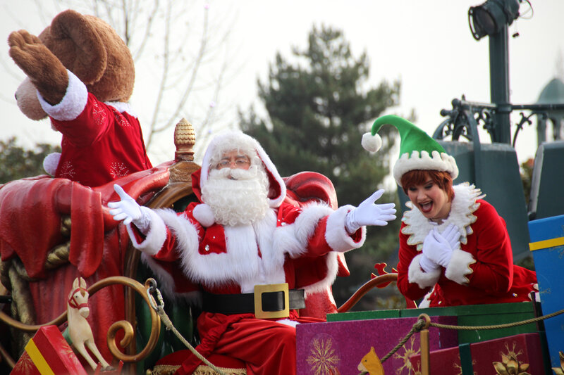 disneyland_paris_pere_noel_parade