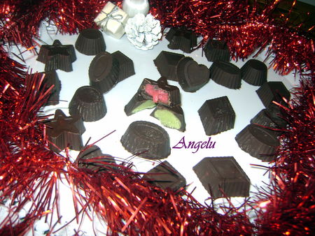 Chocolats_p_te_amande_et_fraise_013