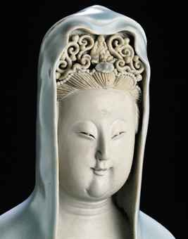 an_exceptionally_rare_qingbai_seated_figure_of_guanyin_southern_song_d_d5448157_002h