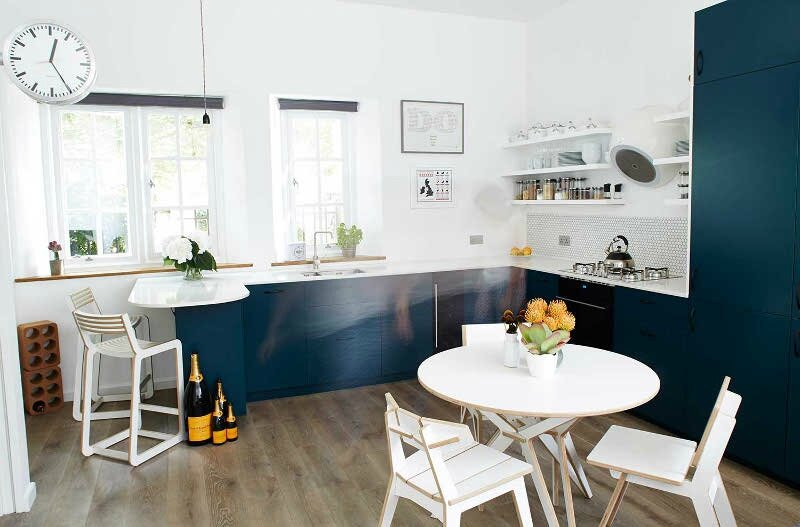 Cassidy_Hughes_Design_Kitchen_Teal_Elica_Bubble_London