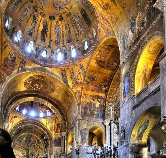 ob_5850ae_venise-basilique-coupole