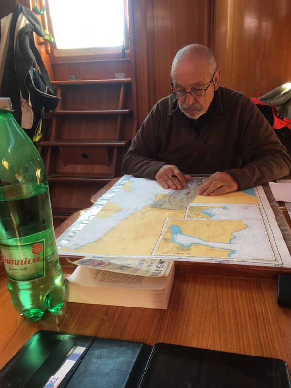 Opatija, Claude prépare l'itinéraire de la journée avant le départ, 12 mars 2020