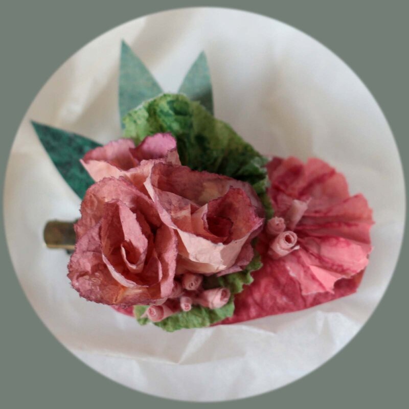 parures_boutons_roses_oval