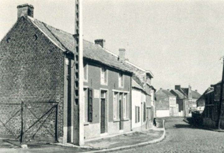 Maison Denis - ancienne carte postale