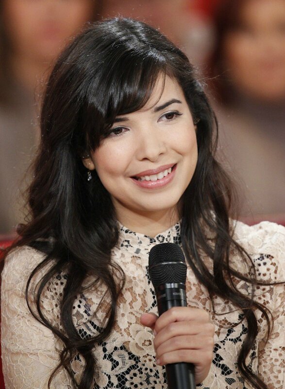 Indila-a-collabore-avec-4-des-plus-grands-rappeurs-francais_portrait_w674