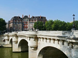 pont_et_vu_sur_l_autre_rive_x700