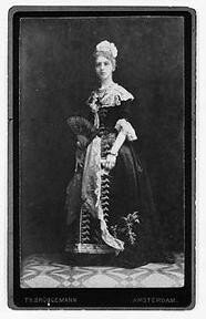 robe_six_1896