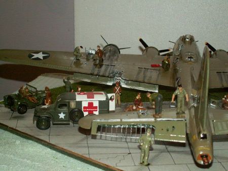 maquette avion FORTERESSE VOLANT B17-F (6)