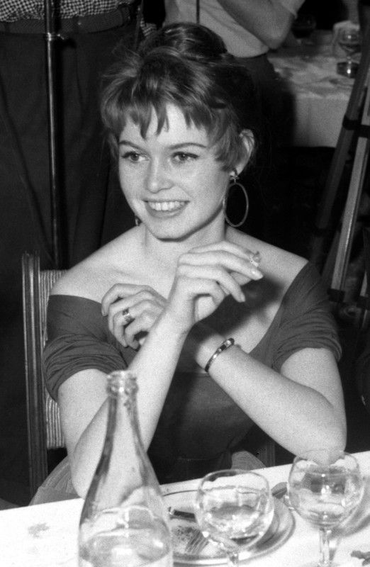 1955-05-festival_de_cannes-040-1-par_giancolombo