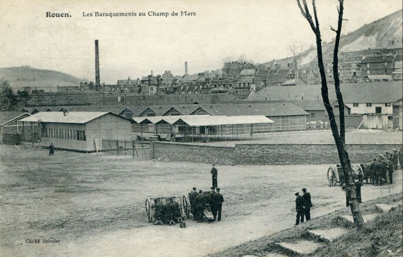 Rouen - Les baraquements au Champs de Mars - (Carte postale, Cliché Belville)