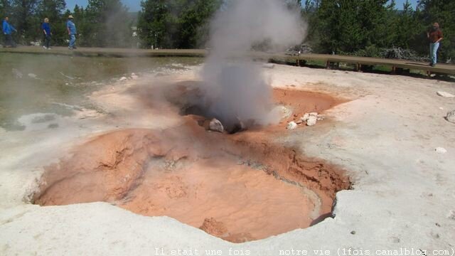 09-Geyser-03