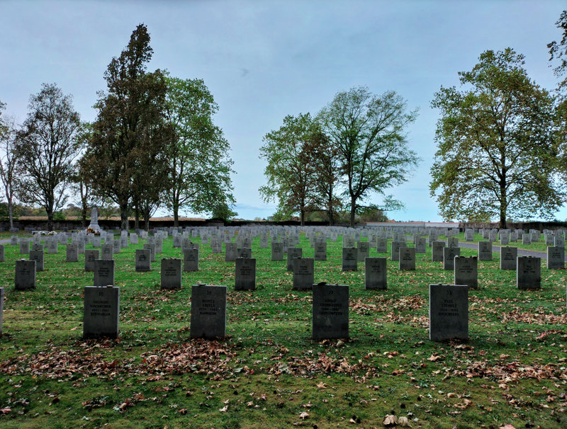 Gurs, camps de Gurs, cimetière des déportés (64)