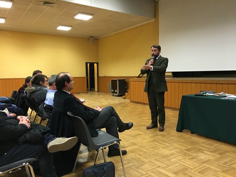 Centre d'Accueil de Demandeurs d'Asile CADA Avranches réunion publique 2016 David Nicolas maire Guénhaël Huet député LR débat