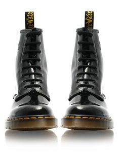 boots_dcmartens60_