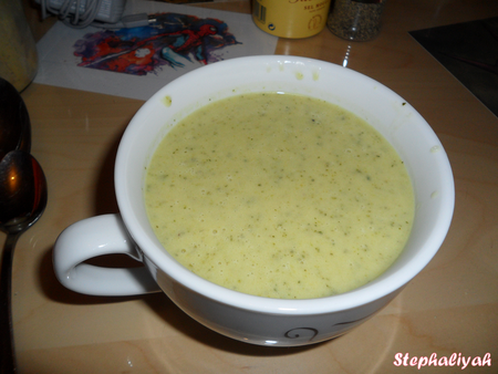 Velouté aux courgettes -- 2