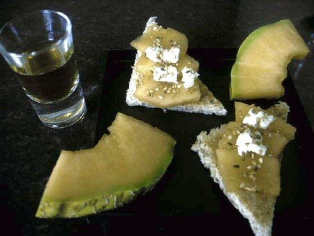 toasts_melon_muscat_feta_sesame4