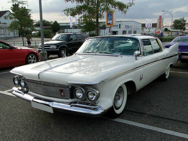 imperial crown southampton hardtop sedan 1961 3