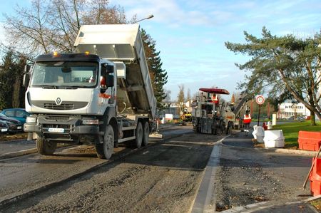HIRSON TRAVAUX RUE DUCLOS 2011 camion