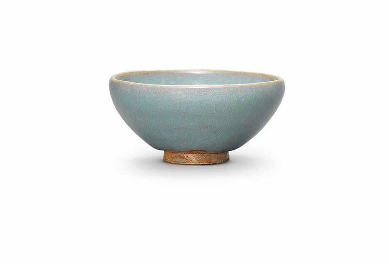 A small Jun blue-glazed bubble bowl, Northern Song-Jin dynasty (960-1234)